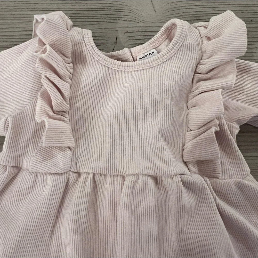 EUC ruffle rib stretch cotton romper from Nordstrom - Picture 2 of 6
